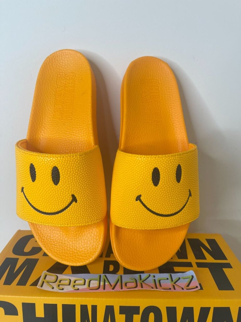 Chinatown Market Slides Smiley BBALL Double Yellow Mens 10us